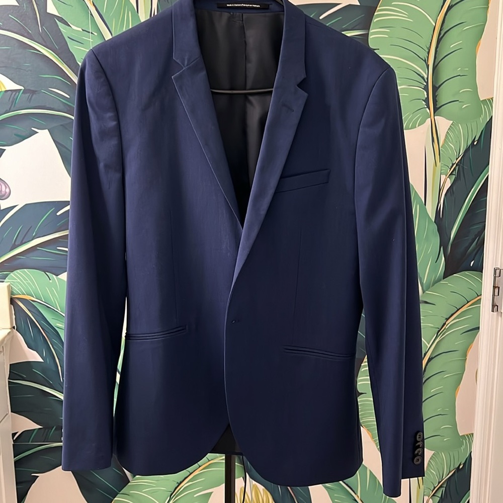 H&M navy suit - Picture 3 of 4